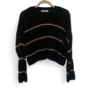 Moon and Madison Black Brown Striped Oversized Sweater Size Medium